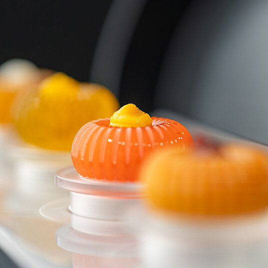 The fifth course of the Eatrenalin menu 'Red Dimensions' True explosions of flavour await you in the room 'Taste'.