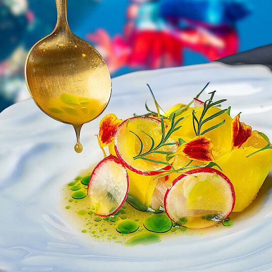 The fourth course of the vegetarian Eatrenalin menu 'Green Dimensions' In the room 'Ocean', we will indulge you with sensual tastes from the depth of the ocean.