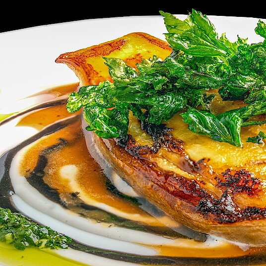 The seventh course of the vegetarian Eatrenalin menu 'Green Dimensions' Mysteries from space follow in the room 'Universe'.